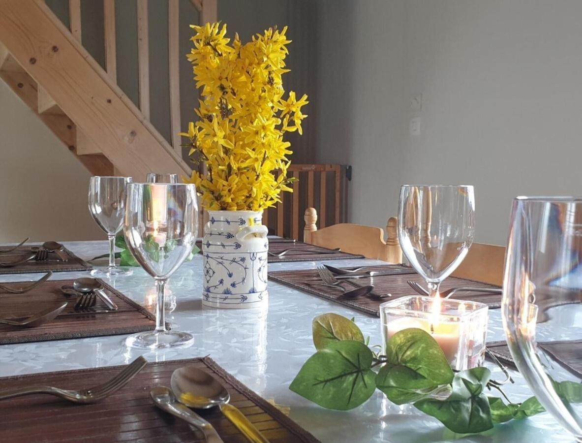 Charming Traditional 2-Bed Cottage Near Plémet Exteriér fotografie
