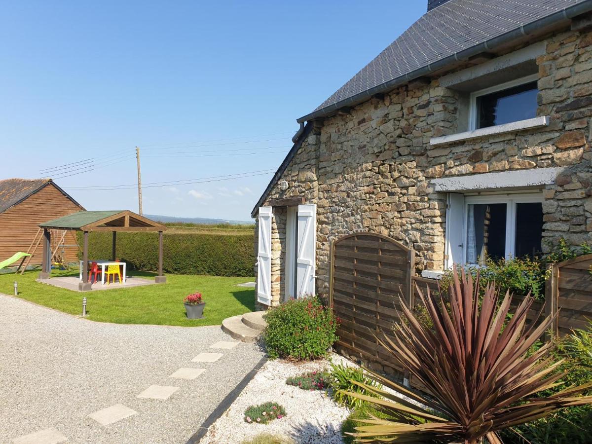 Charming Traditional 2-Bed Cottage Near Plémet Exteriér fotografie